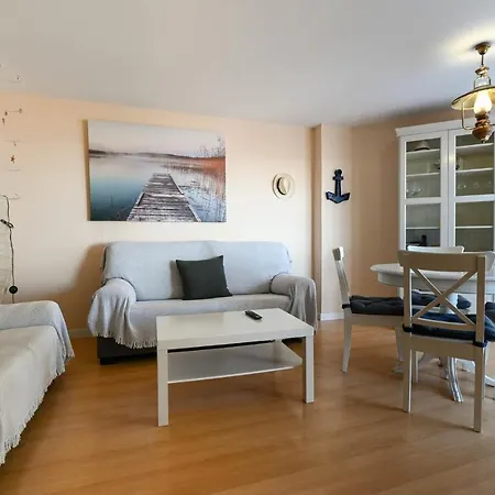 At066 Primera Linea, Reformado, Vista Playa Apartment *